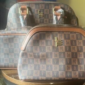 Elegant Brown London Fog Women’s Bag Set